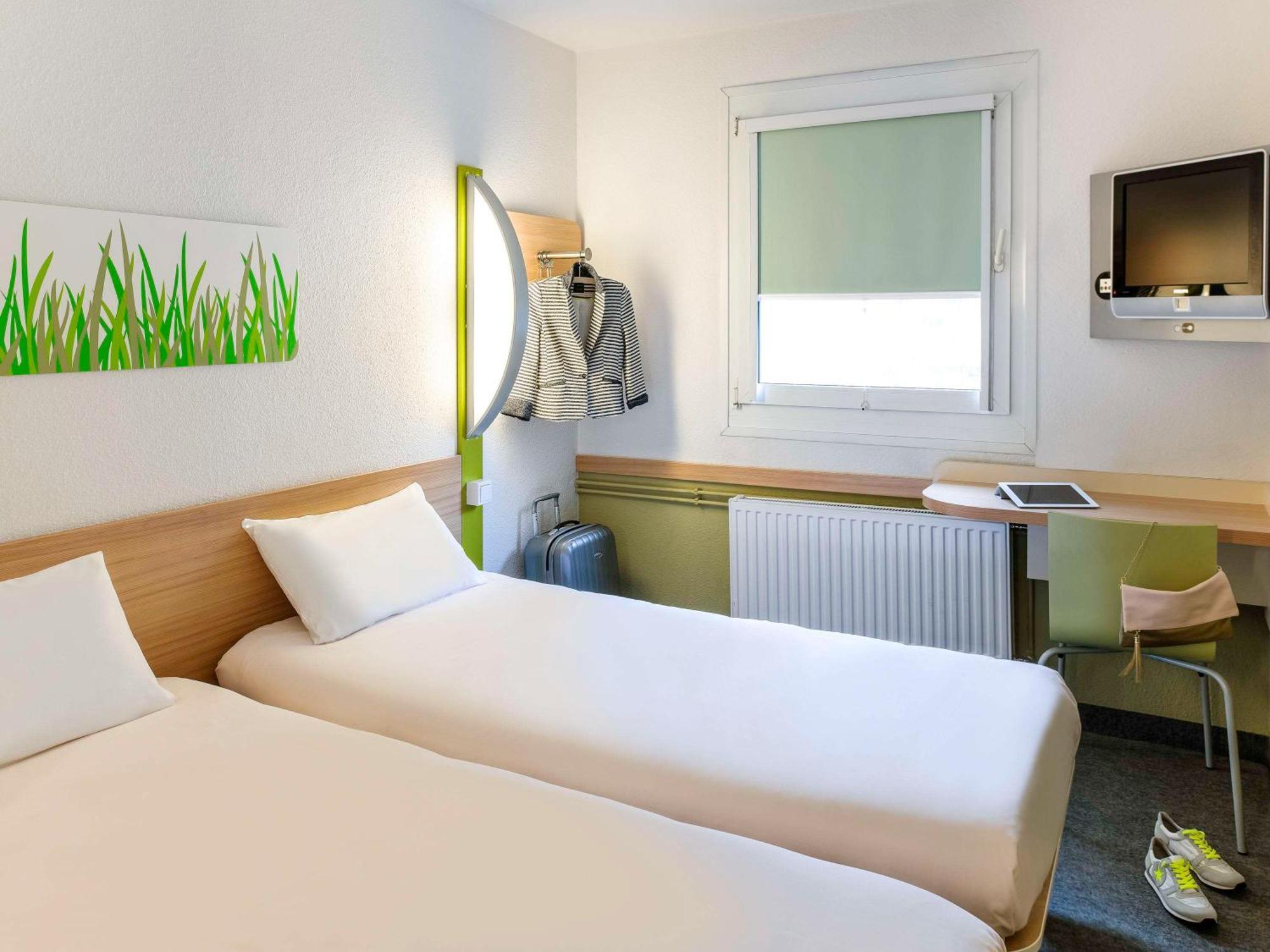 Ibis Budget Aix En Provence Est Le Canet Meyreuil Exterior photo