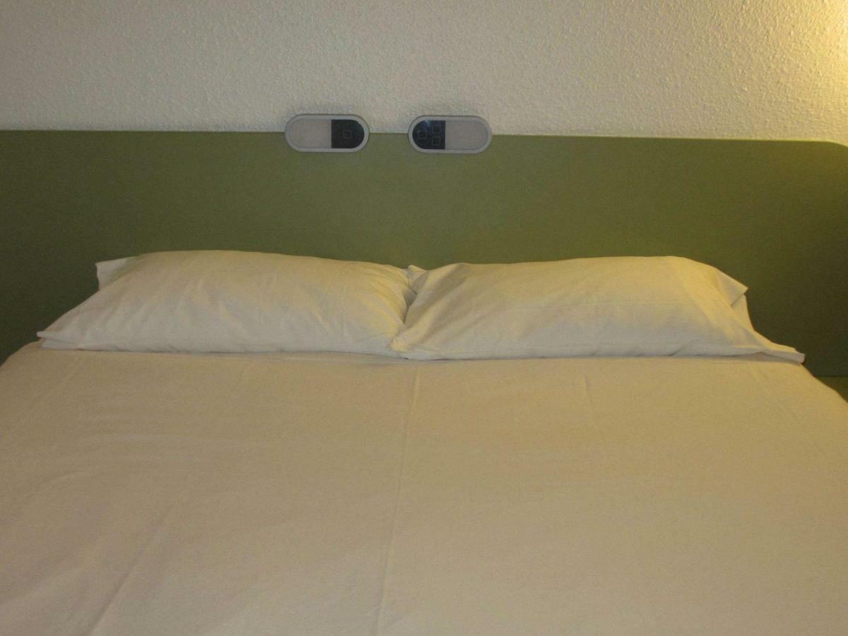 Ibis Budget Aix En Provence Est Le Canet Meyreuil Exterior photo